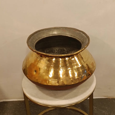 Antique Brass Paana
