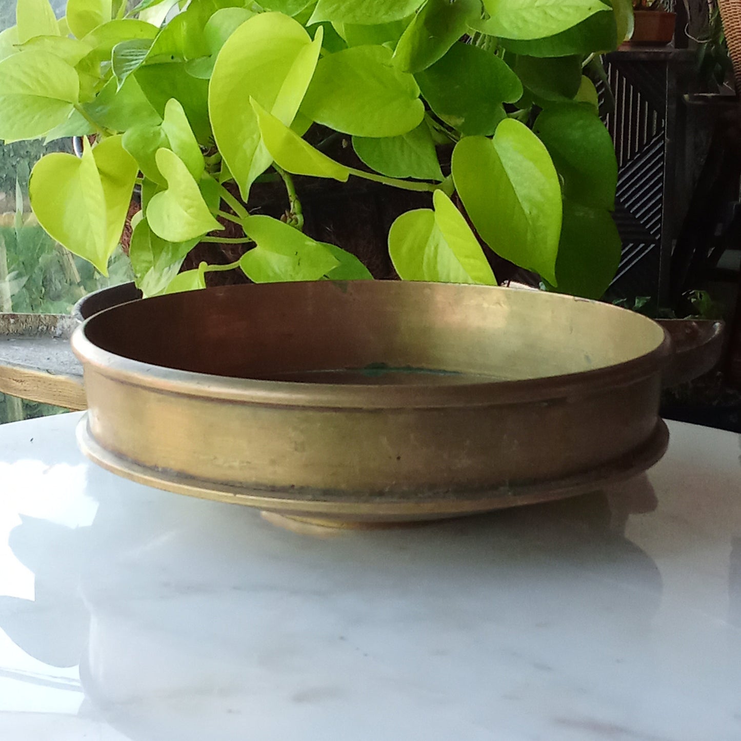 Antique Bronze Uruli - Flat Bottom