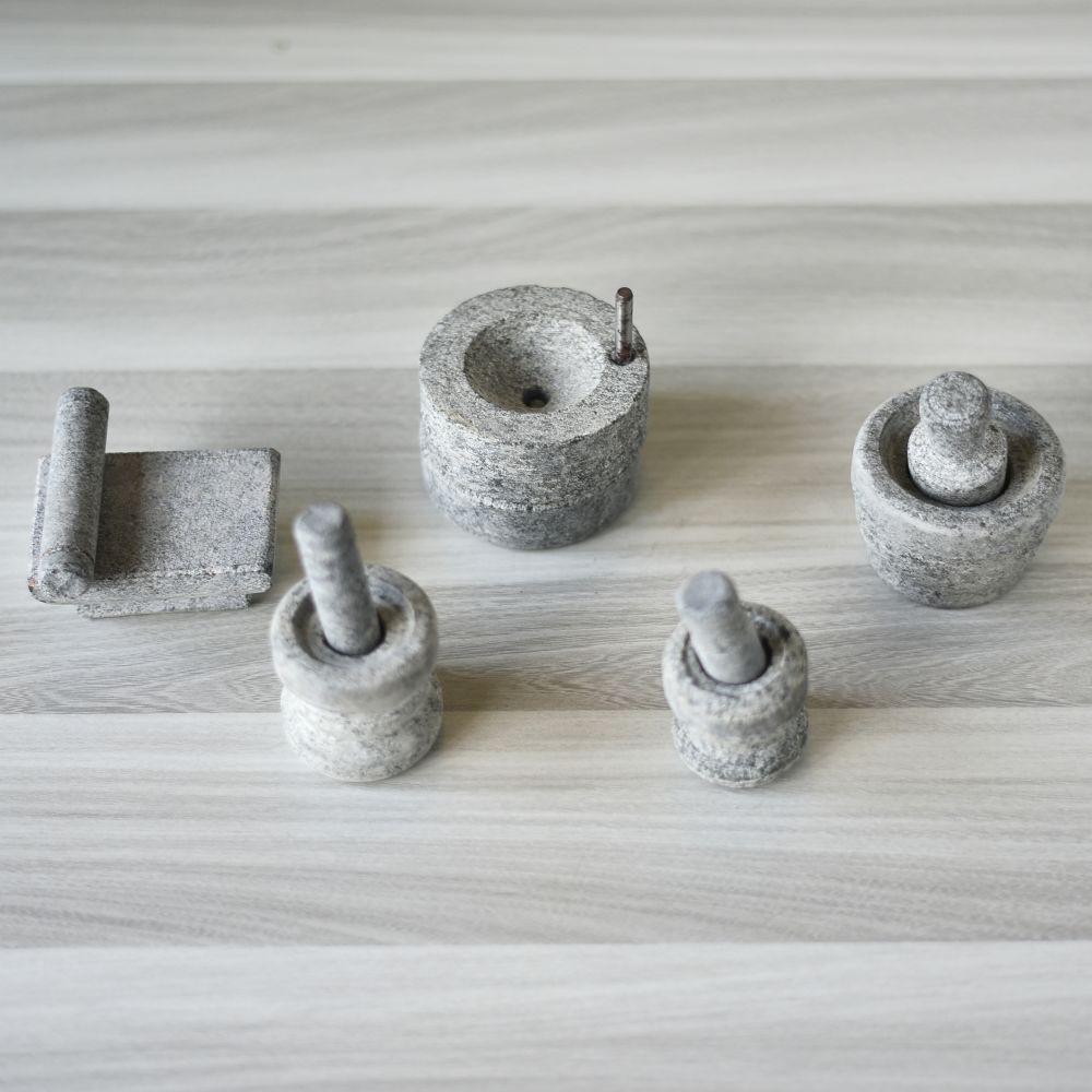 Stone Graha Pravesam Set / Pooja Set / Choppu Set - Essential Traditions by Kayal - - International Shipping