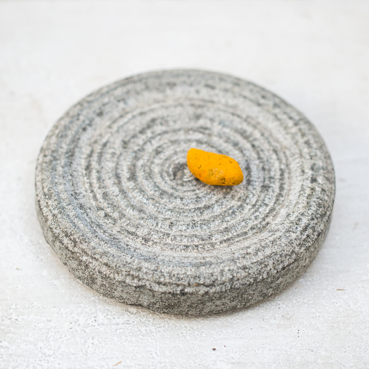 Manjal Stone - Essential Traditions by Kayal - - International Shipping