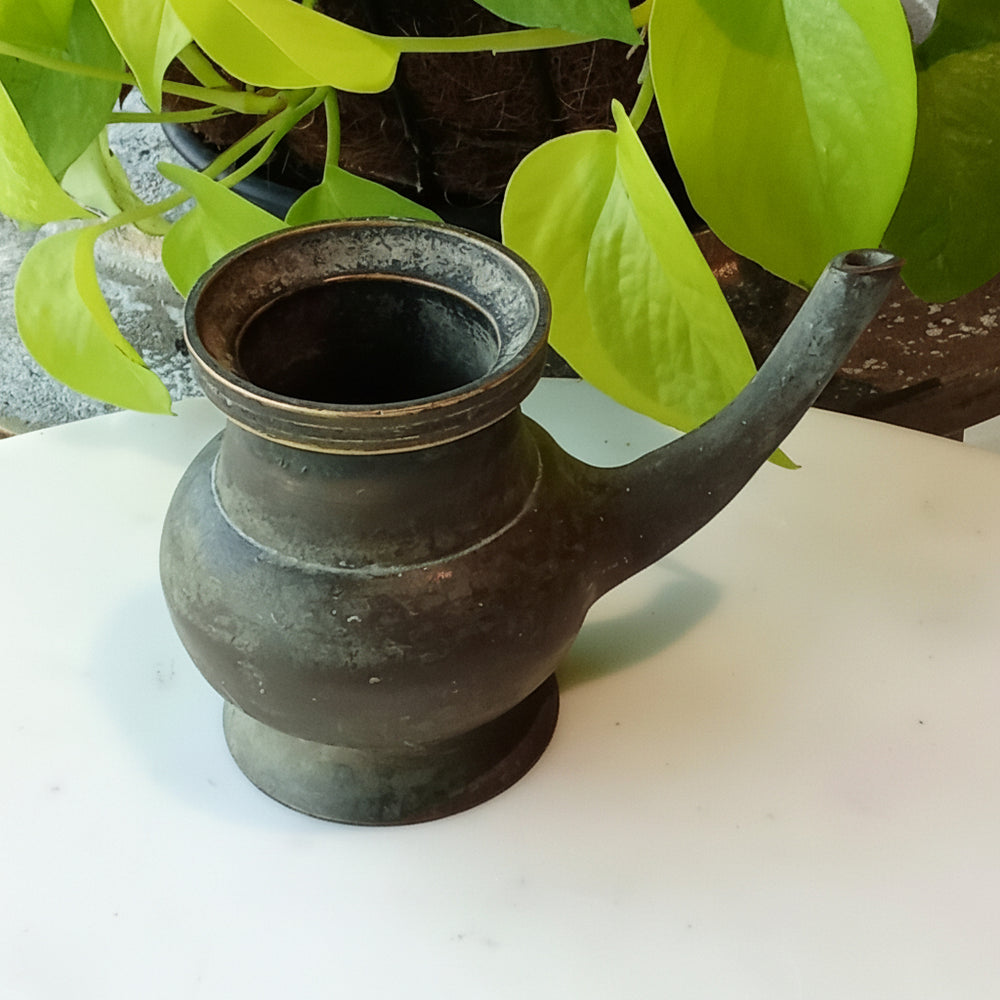 Antique Bronze kindi