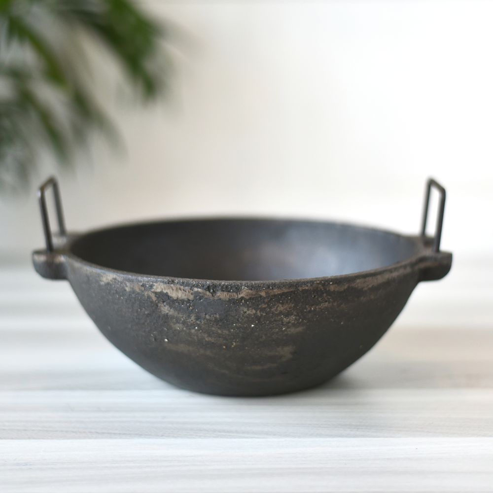 Seasoned Cast Iron Kadai with Flat Base - Essential Traditions by Kayal -   - International Shipping