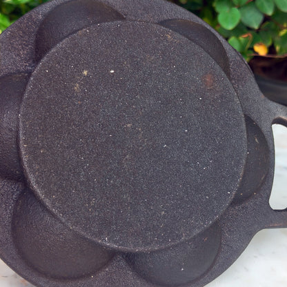 Seasoned Cast Iron Paniyaram Pan with Flat Base