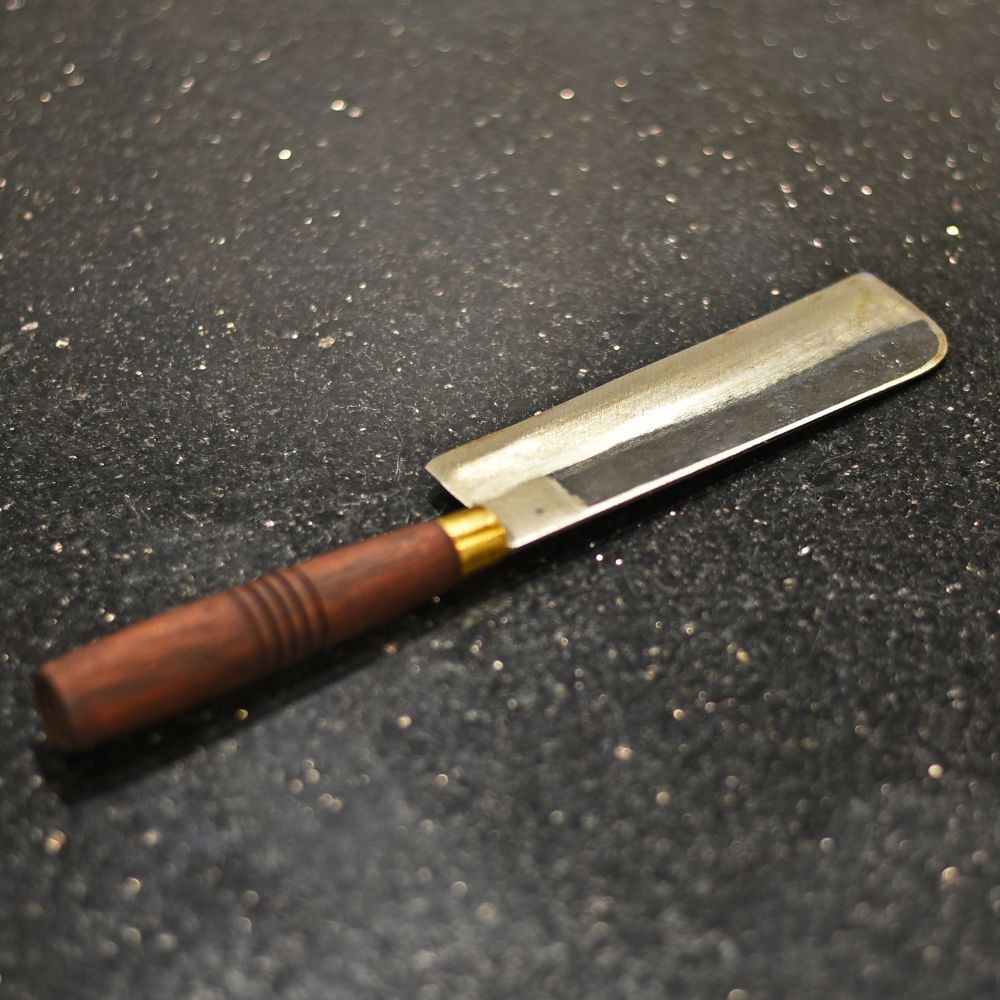 Pure Iron Knife - Essential Traditions by Kayal